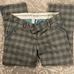 Women’s Abercrombie and Fitch plaid pants , size 4